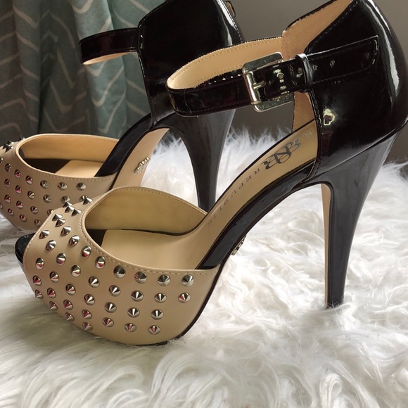Rock & Republic Shoes - Rock N Republic nude and black spike platforms 6.5